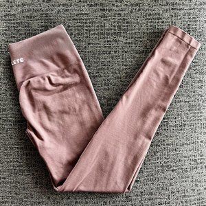 Alphalete AMPLIFY LEGGING, Purple